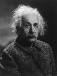450px-Albert Einstein_1947